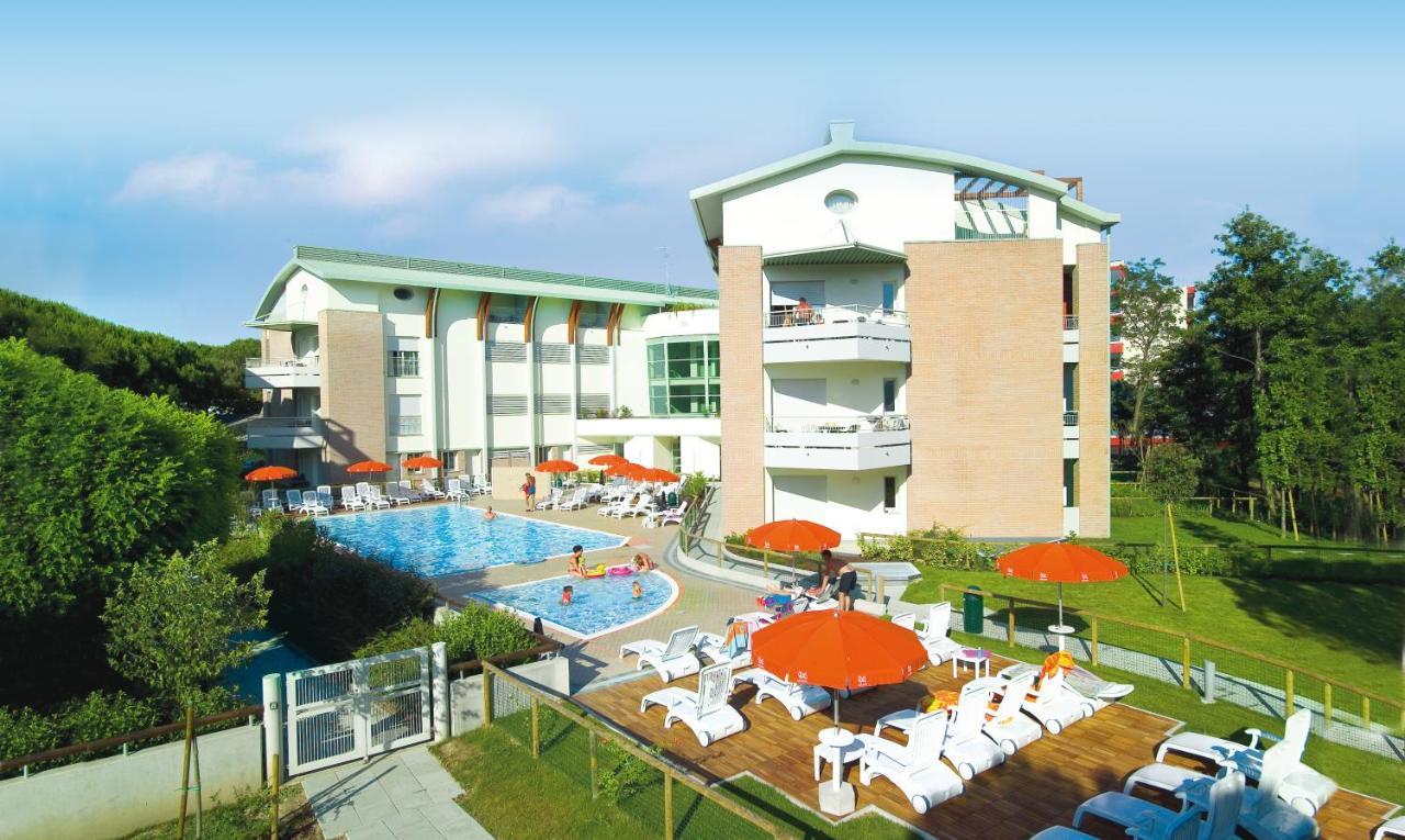 Residenza Al Parco Aparthotel Bibione Exterior photo